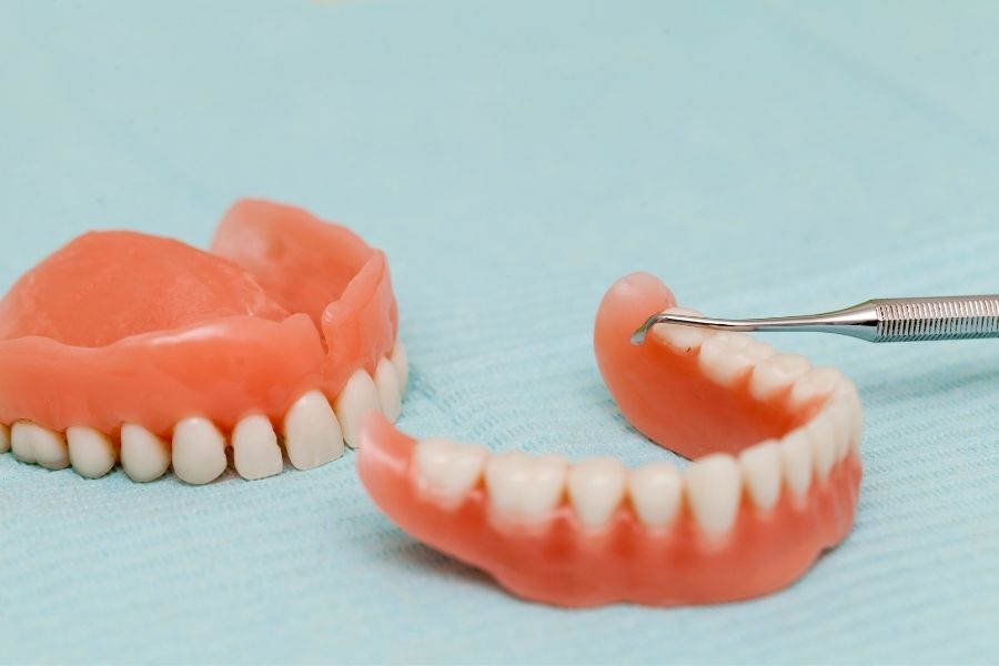 Protesis dental - Dentadura postiza
